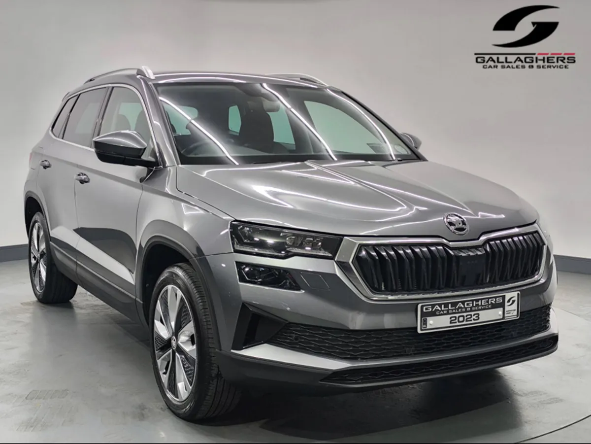 Skoda Karoq (231) STYLE 2.0 TDI TOP SPEC - Image 1