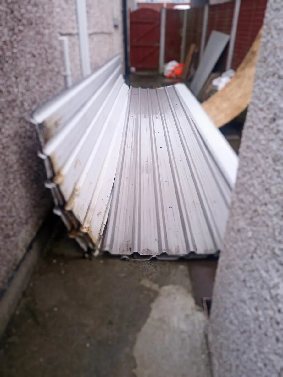 Second hand Roofing sheets for sale - Image 2