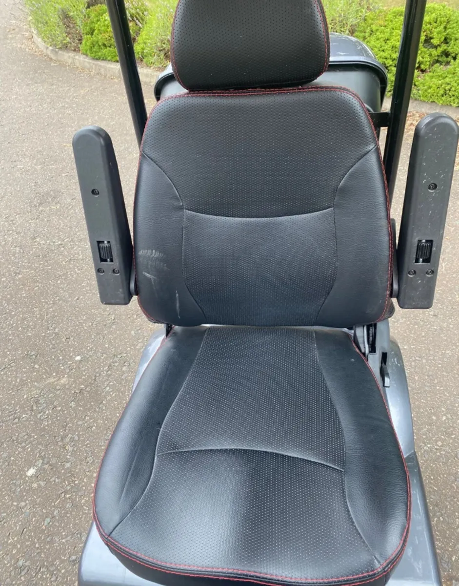 Mobility scooter - Image 4
