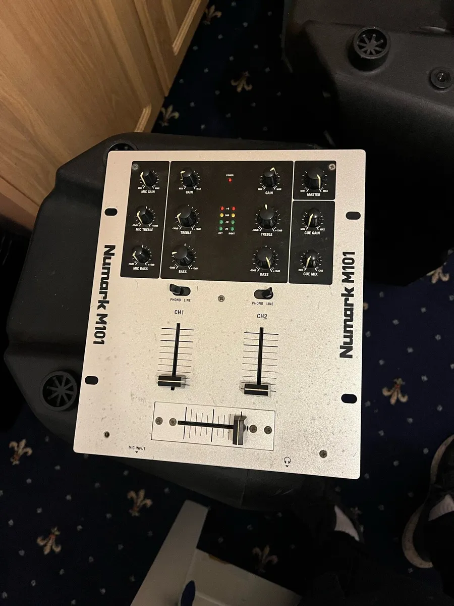 DJ Equipment - Image 3