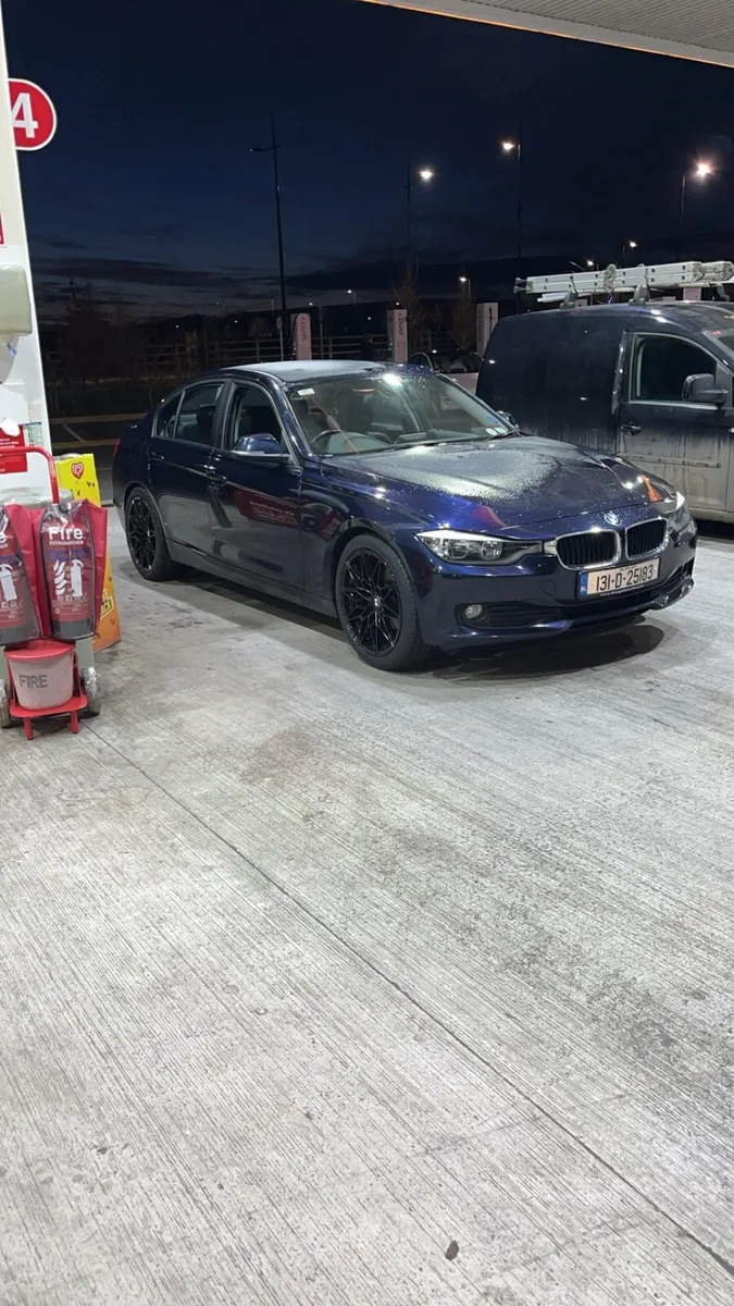 BMW 3-Series 2013 - Image 1