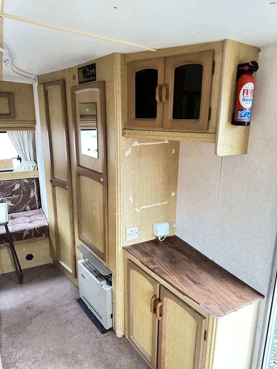 ✨ABBEY LANCASTER 4-5 BERTH✨ - Image 4