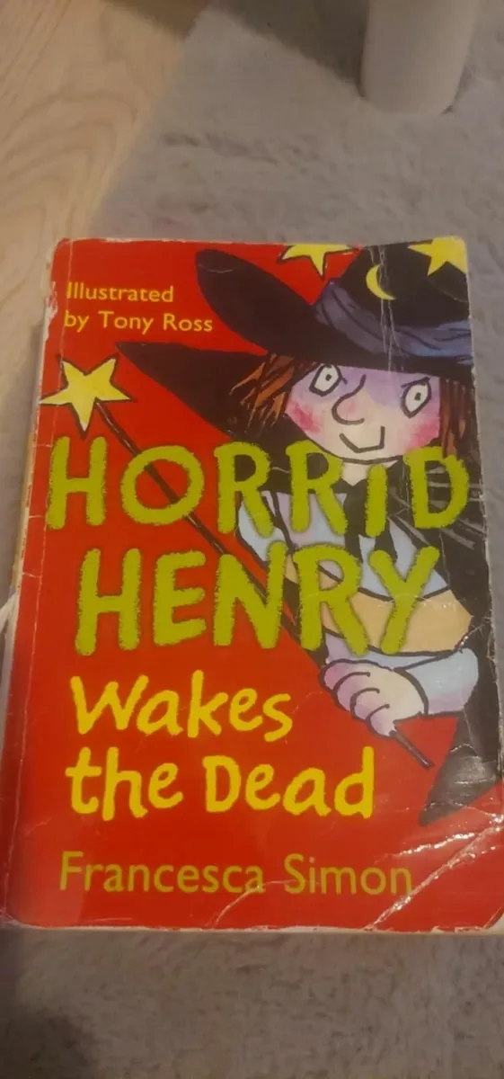 Kids books x4 - Image 3