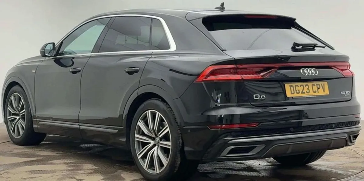 Audi Q8 3.0 TDI V6 50 S Line SUV 5dr Diesel Tiptr - Image 3