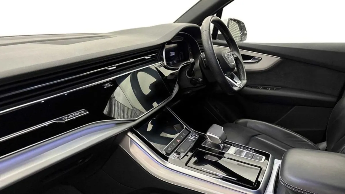 Audi Q7 3.0 TDI V6 50 S Line SUV 5dr Diesel Tiptr - Image 4