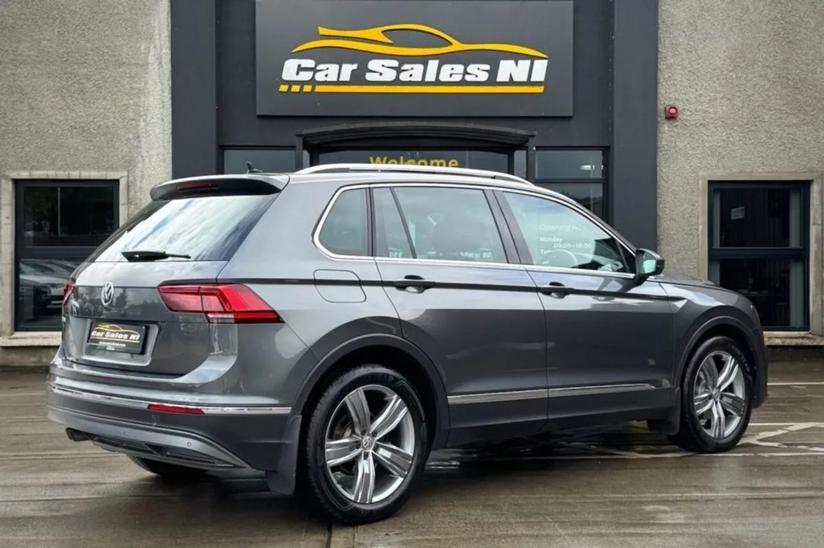 Volkswagen Tiguan 2.0 TDI SEL SUV 5dr Diesel Manu - Image 4