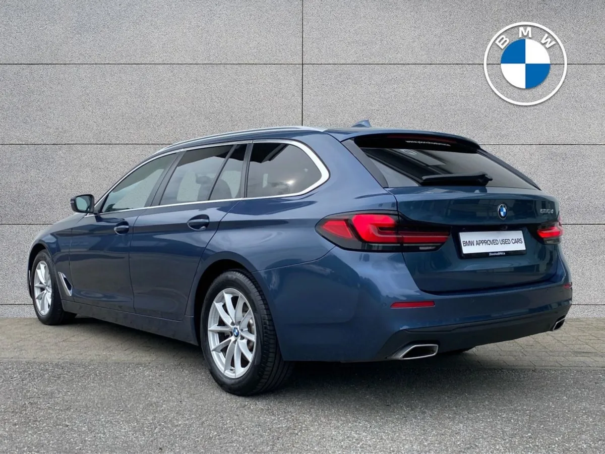 BMW 5 Series 520d SE Touring - Image 3