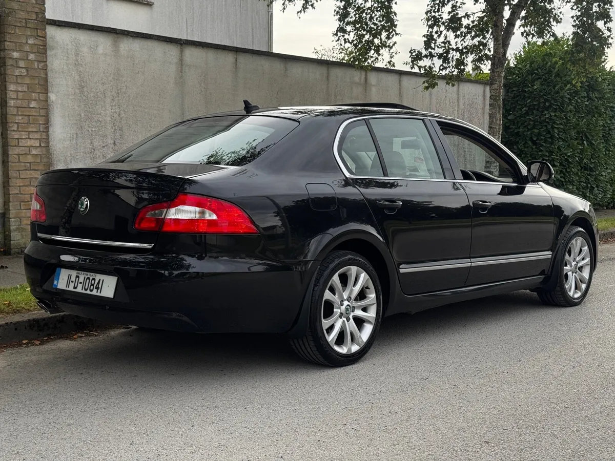 2011 Skoda Superb 2.0TDI, Full Skoda History - Image 3