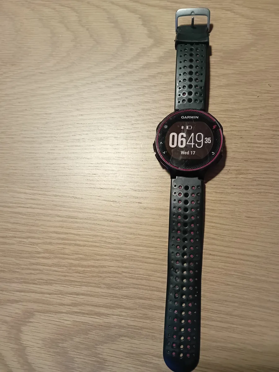 Garmin Forerunner 235