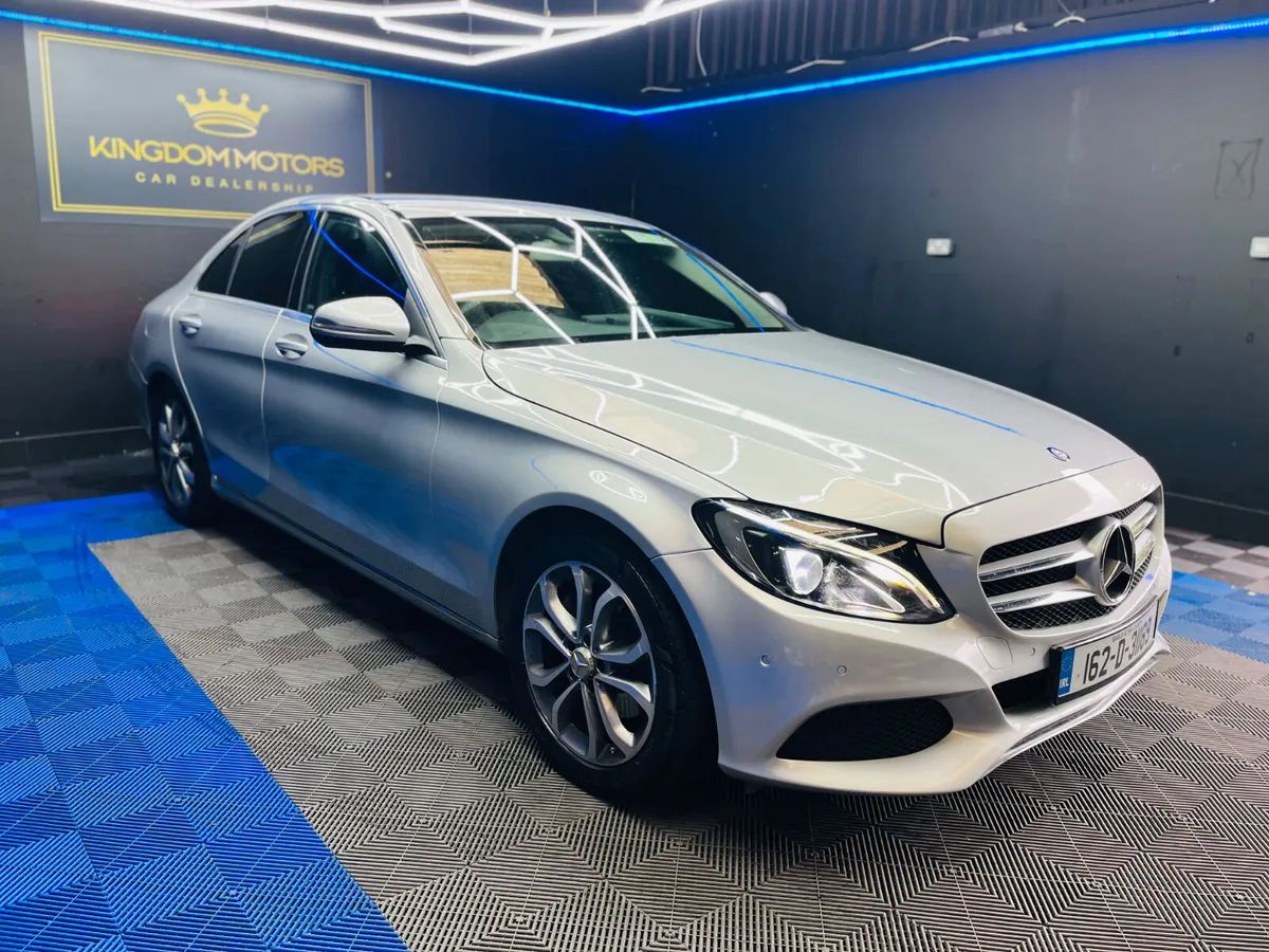 C-Class  2.1 diesel,Automatic Low miles - Image 3