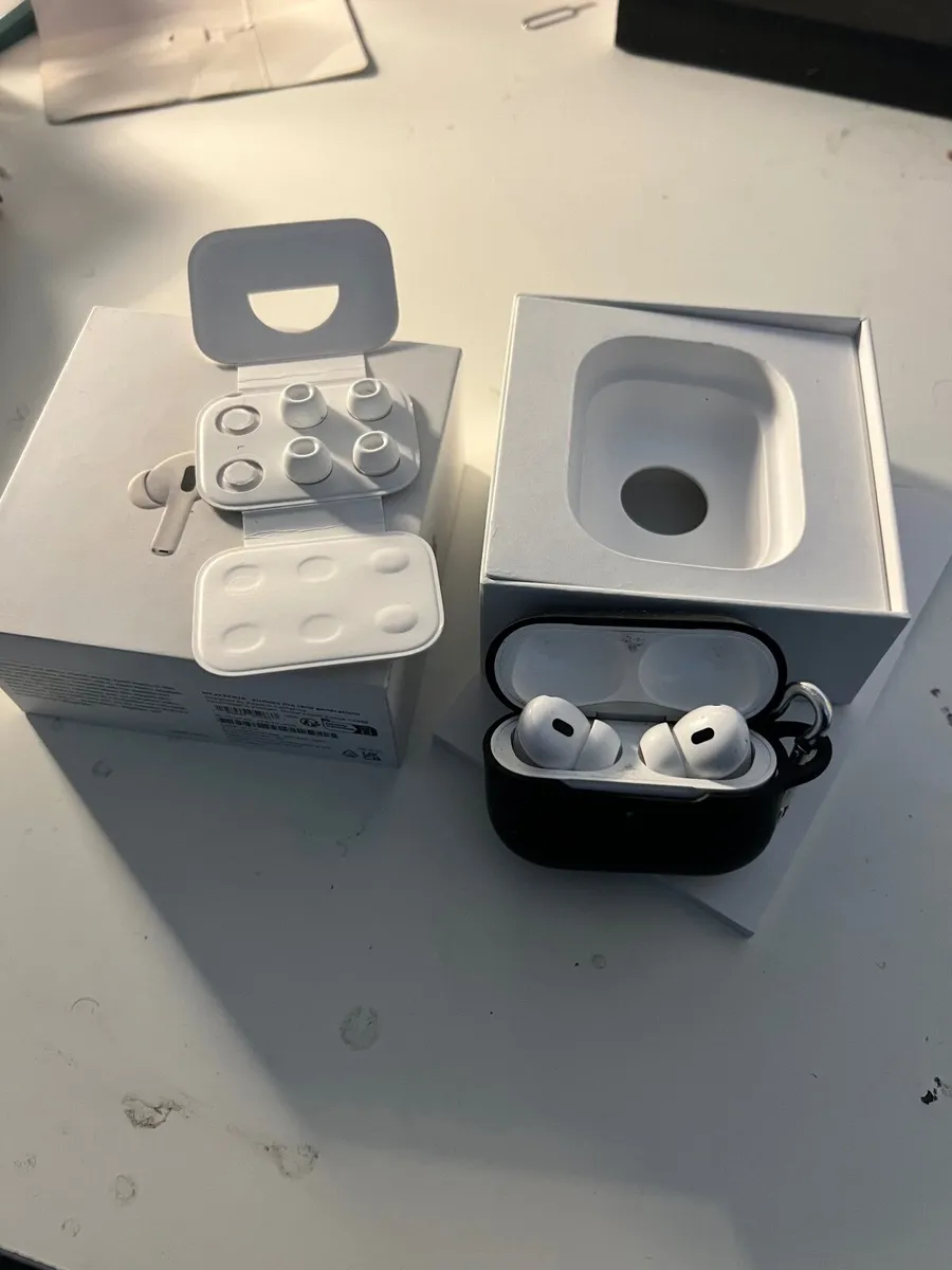 AirPod pro (2nd generation) - Image 1