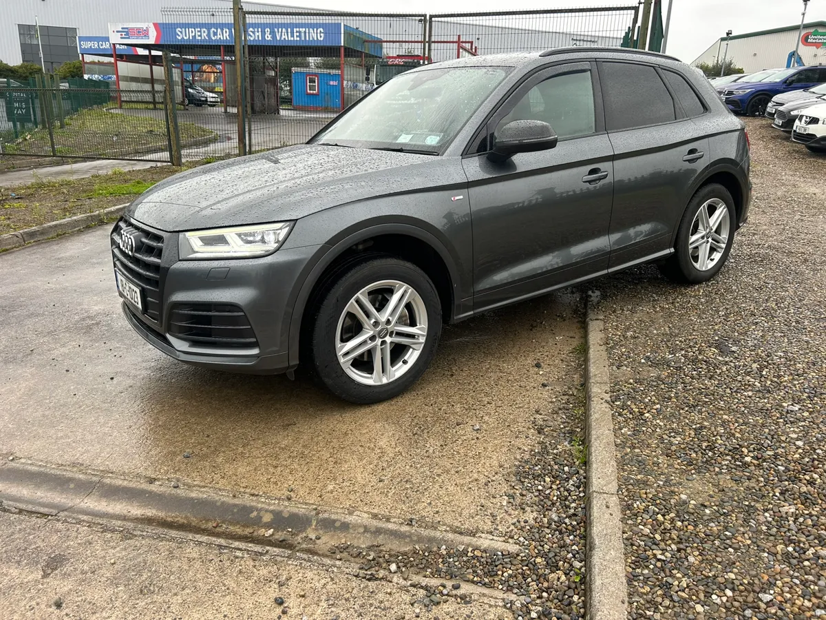 Audi Q5 Automatic  S Line - Image 2