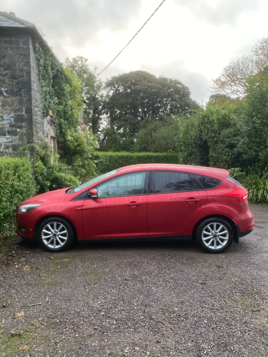 Ford Focus 2015 fresh NCT *high spec* - Image 4