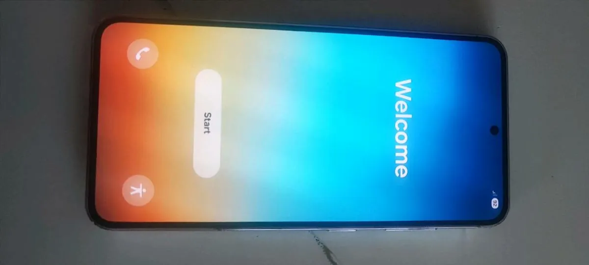 Phone - Image 3