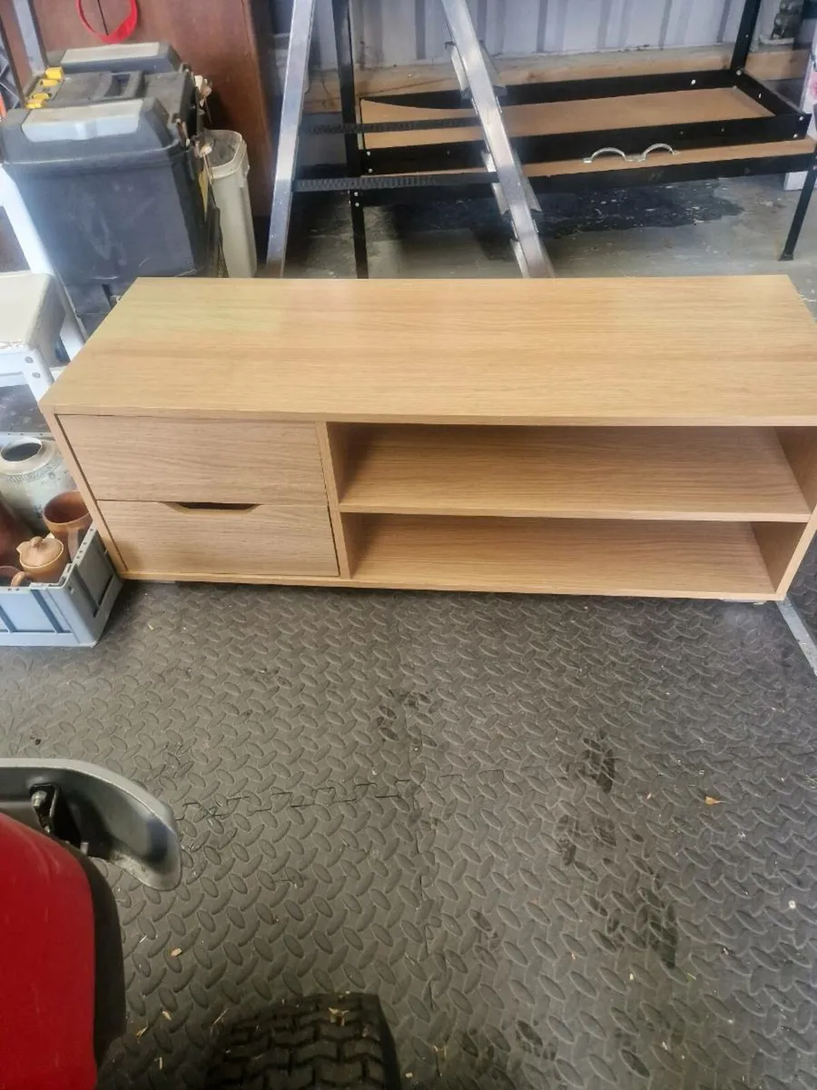 Tv stand - Image 2