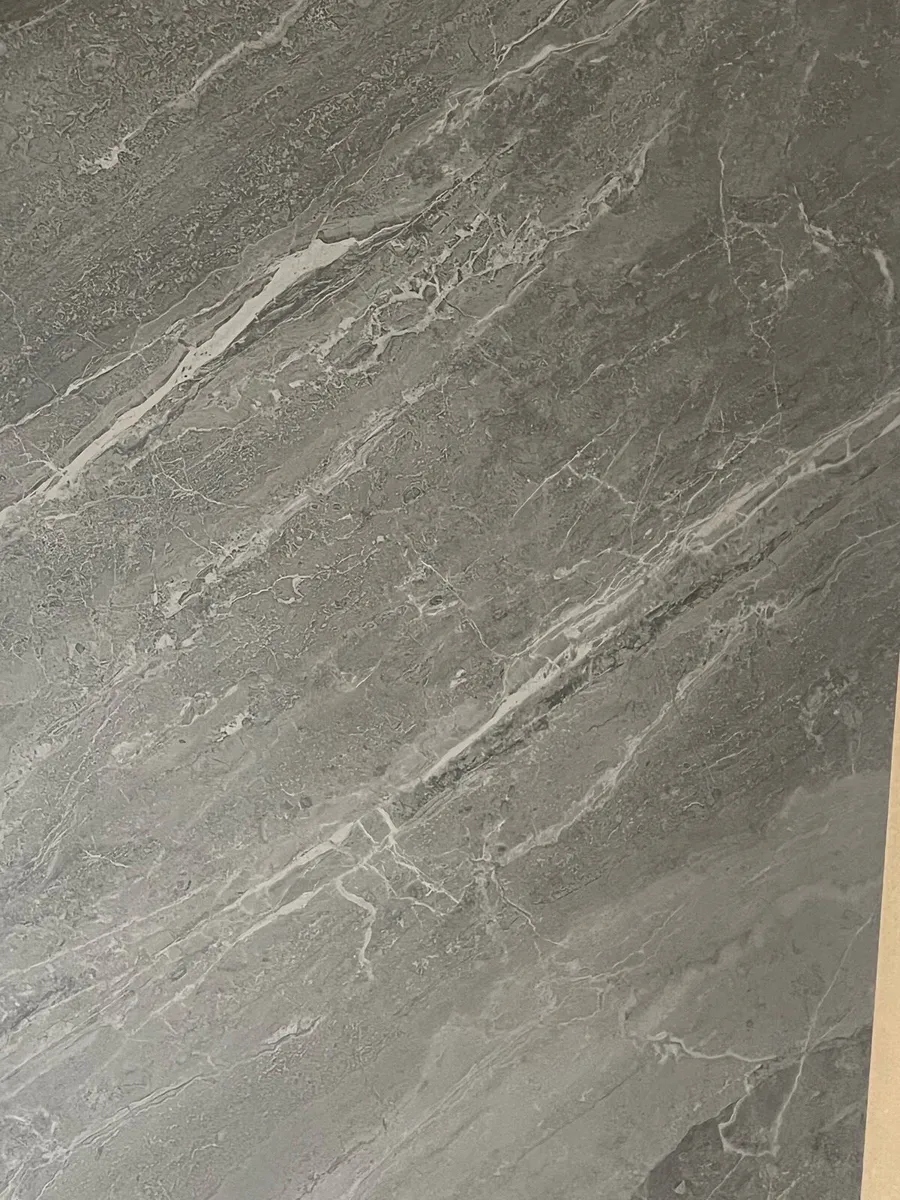 Porcelaine tiles 120x60cm - Image 1