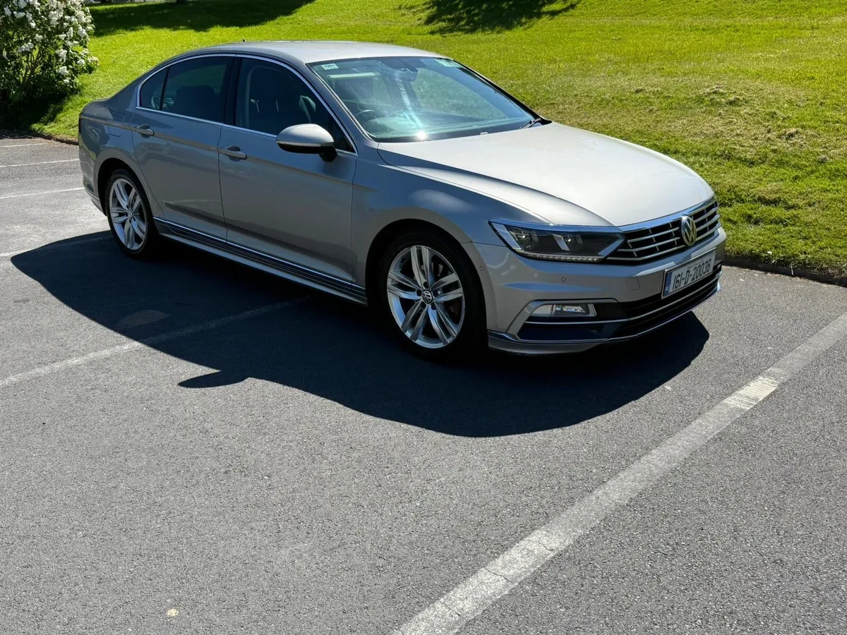 Volkswagen Passat - Image 2