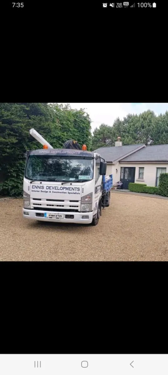 Isuzu NNR 3.5ton tipper and crane - Image 1