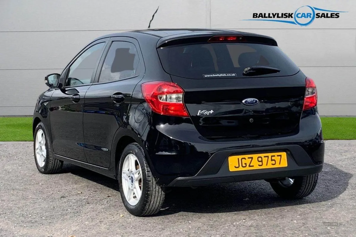 Ford Ka 1.2 Ti-vct 70ps Zetec in Black With 52K - Image 2