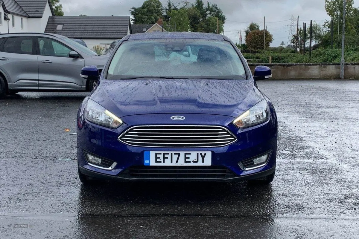 Ford Focus 1.0t 100PS Titanium in Blue With 41K - Image 4