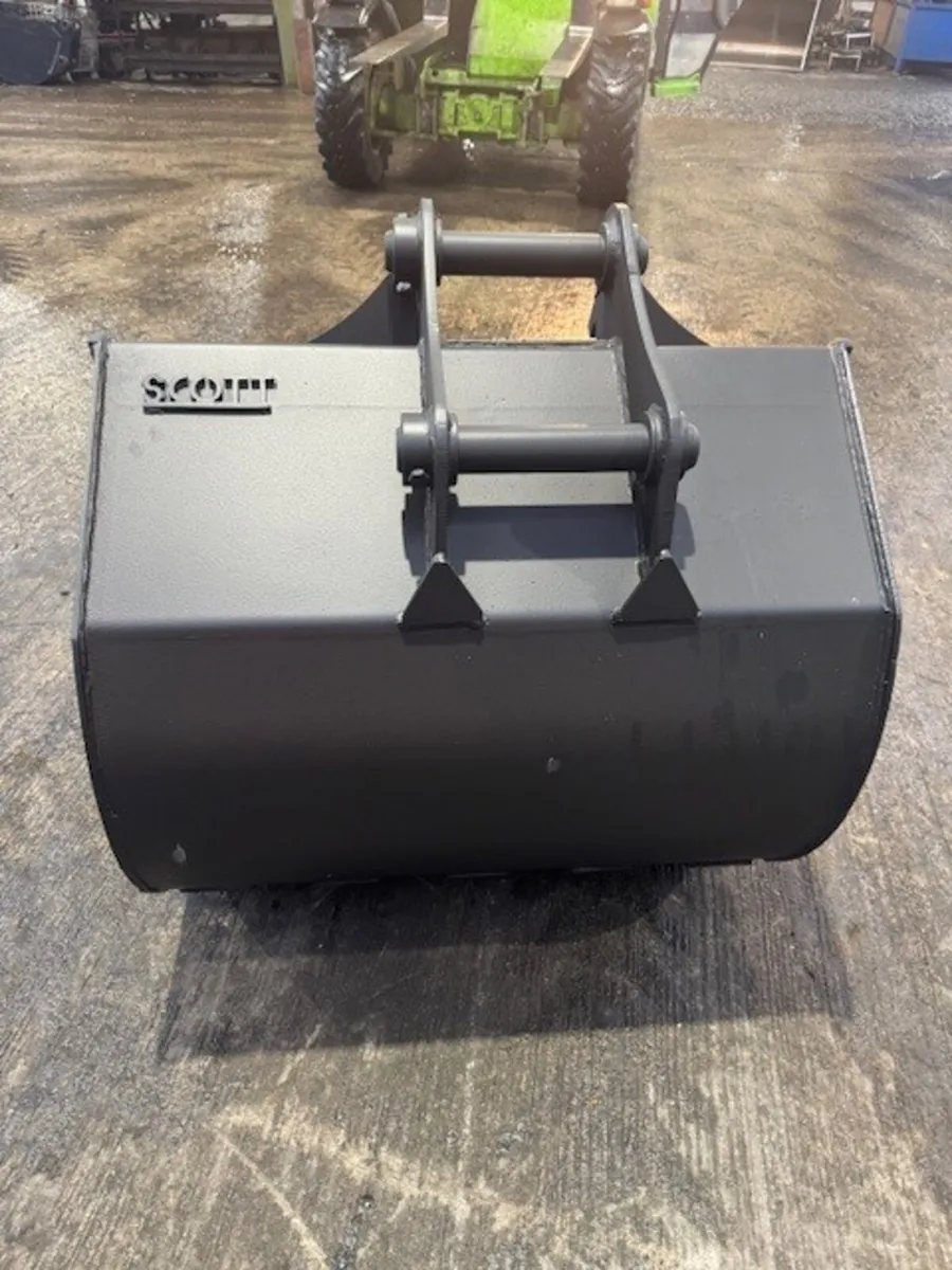3FT DIGGING BUCKET TO SUIT 6-8 TON MACHINE - Image 4