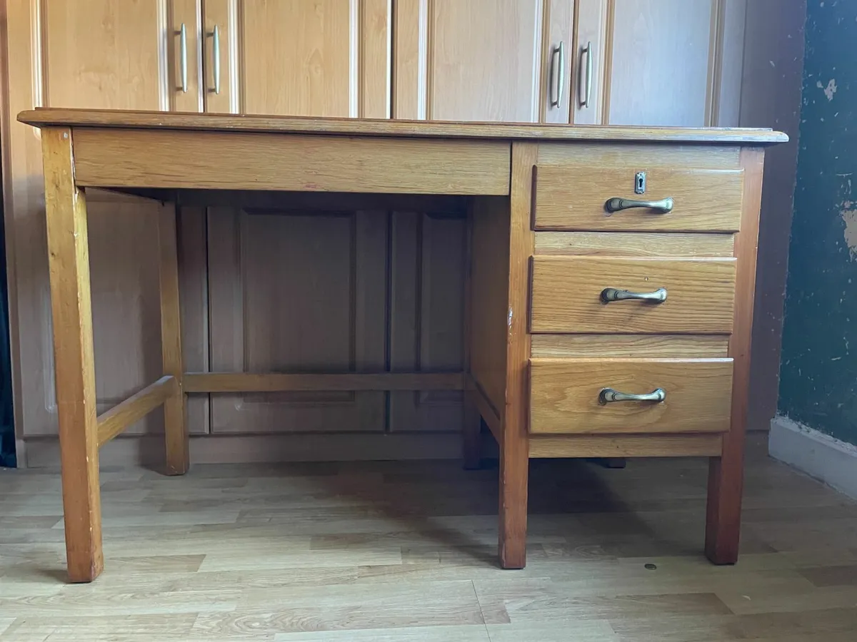 Solid wood desk - Image 1