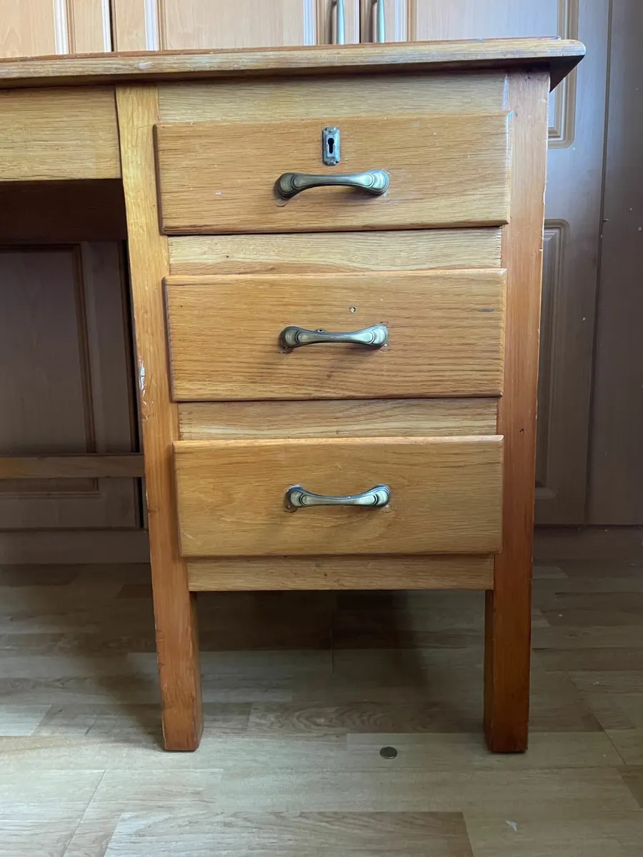 Solid wood desk - Image 2