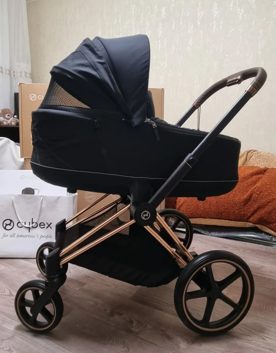 Cybex Priam 3 in 1 - Image 1