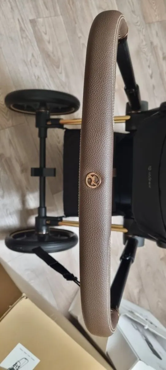 Cybex Priam 3 in 1 - Image 3
