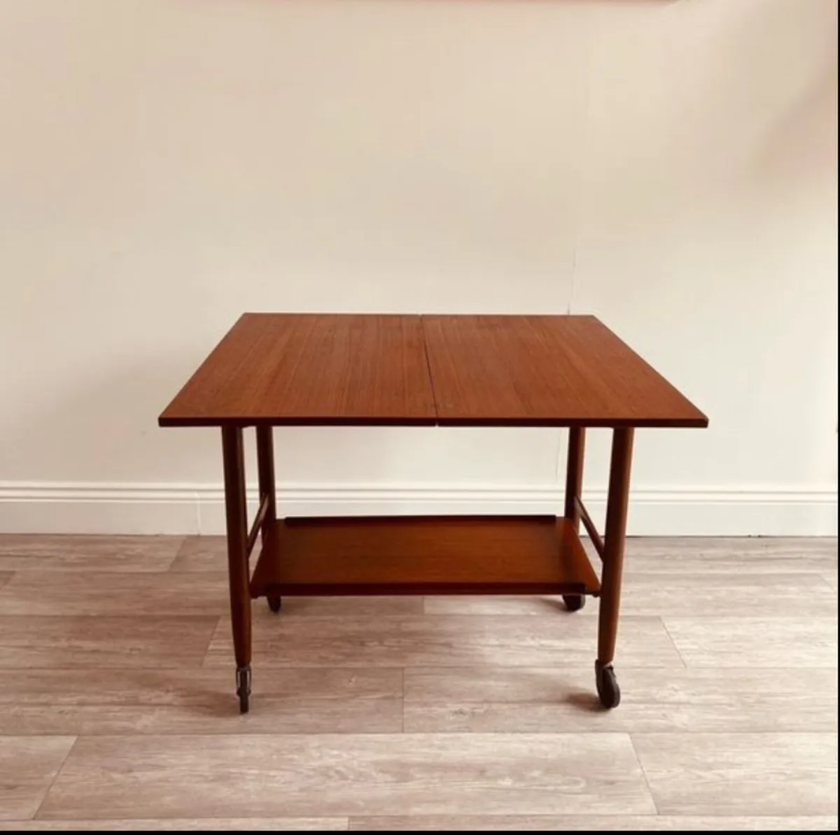 Mid Century Extendable Tea Trolley Side Table - Image 4
