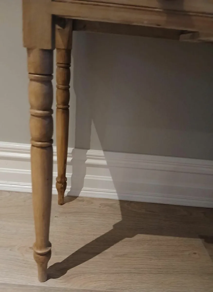 PINE DESK / TABLE - Image 4