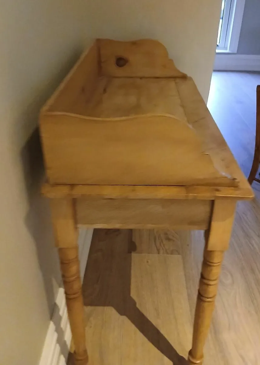 PINE DESK / TABLE - Image 2
