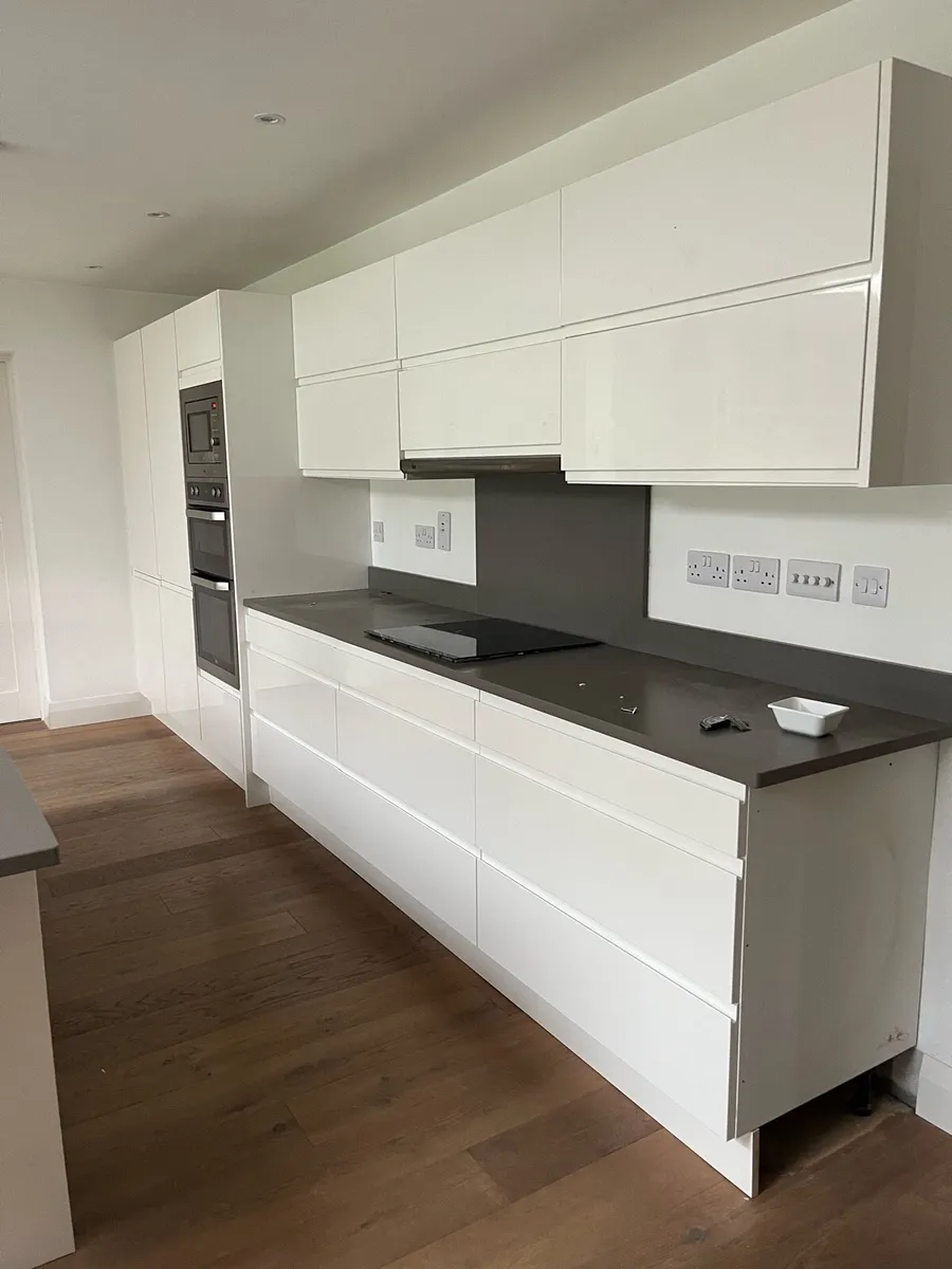 Kitchen - Image 2