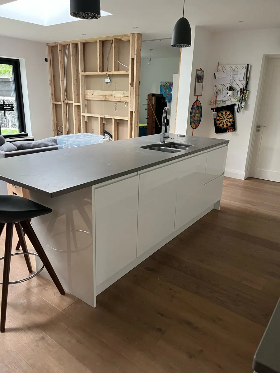 Kitchen - Image 3