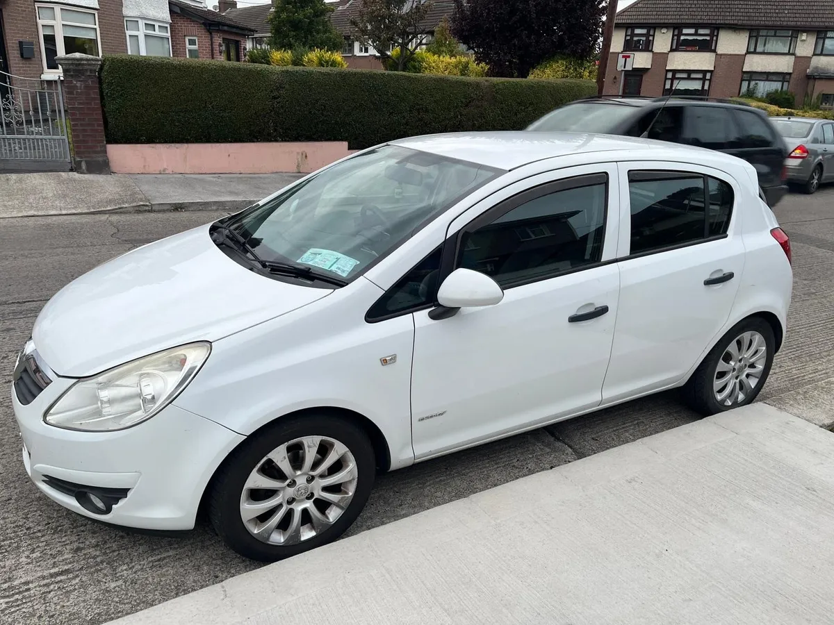 Vauxhall / Opel Corsa 2010 - Image 2