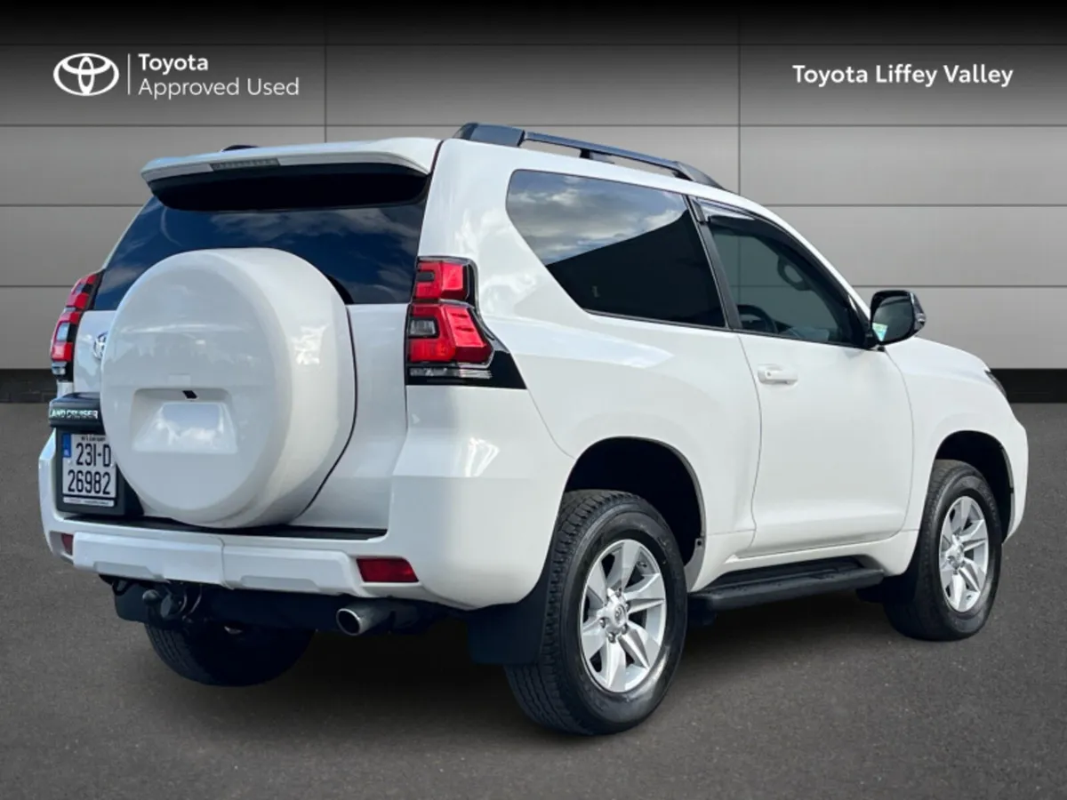 Toyota Land Cruiser LAND CRU CRUISER SWB A AUTO 2D - Image 2
