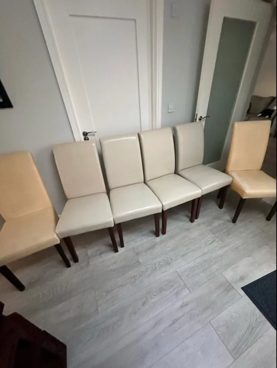 6 faux leather dining room chairs - Image 1