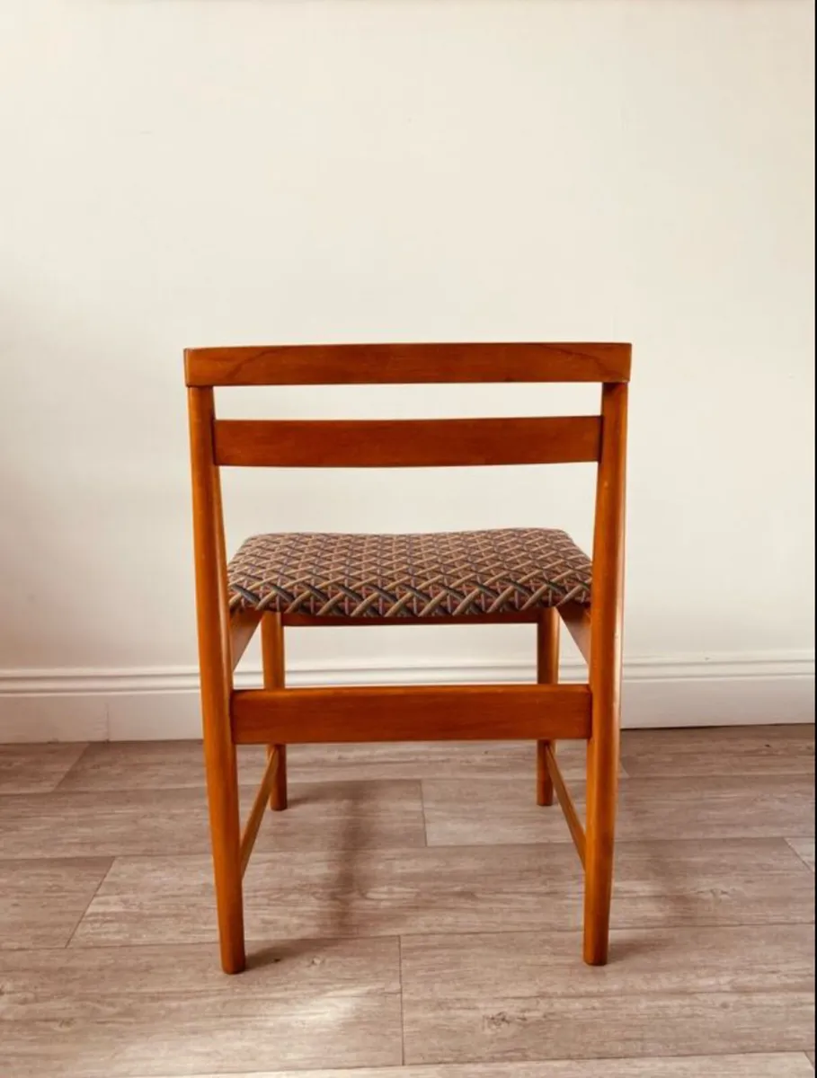 Mid Century Dining Chairs x 4 - Image 3