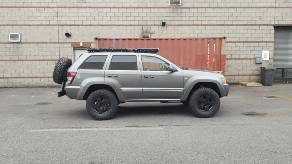 2008 Jeep Cherokee - Image 4