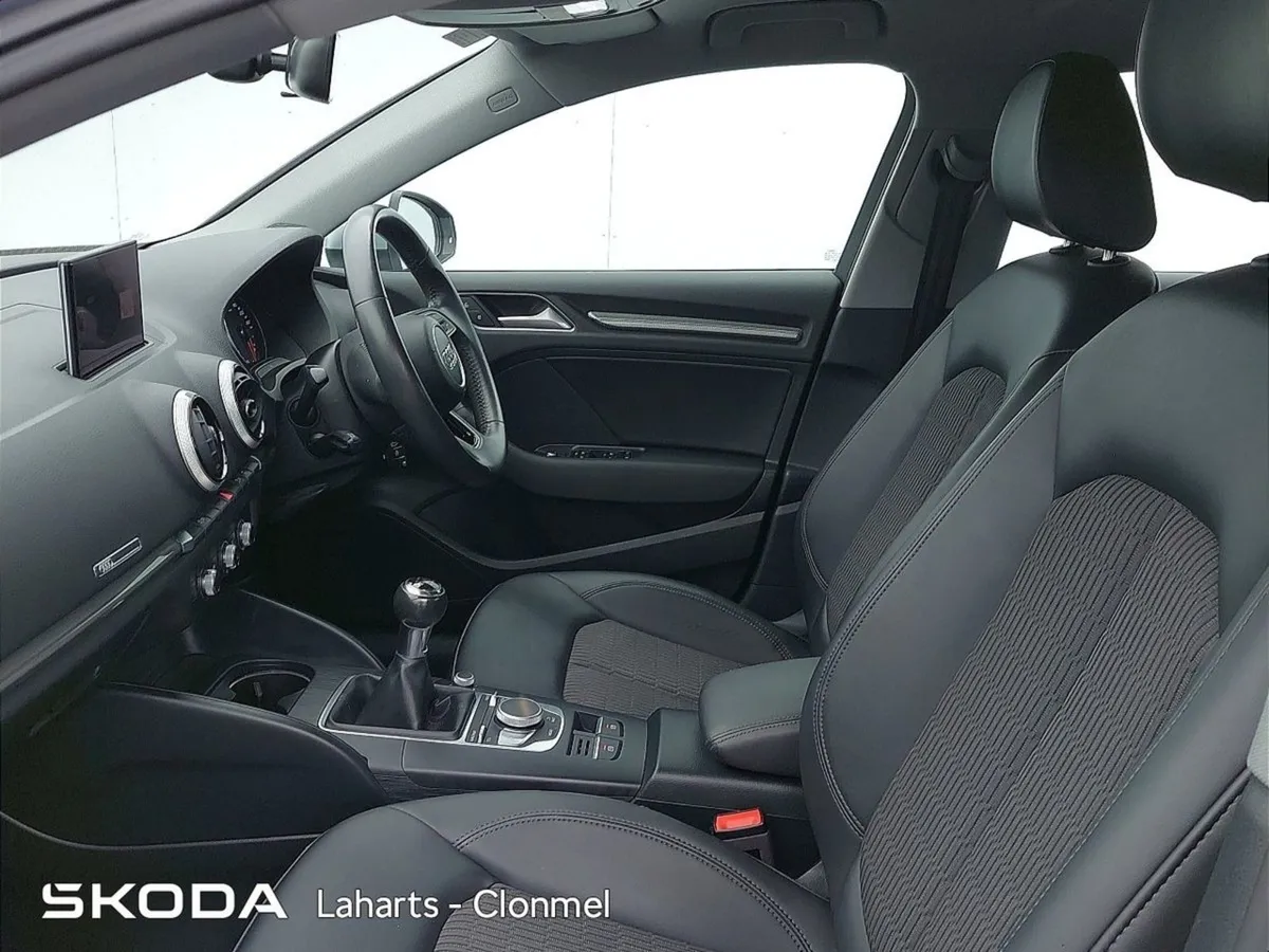 Audi A3 Limousine 1.5tfsi 150HP SE 4DR - Image 4