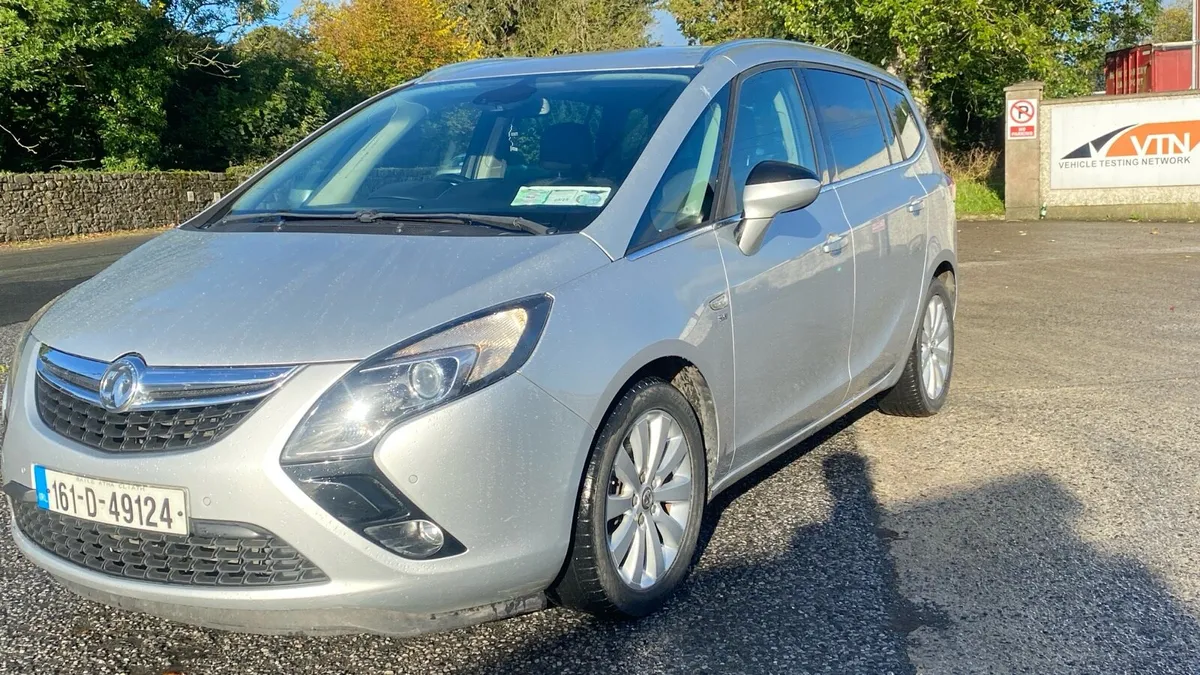 Opel Zafira Tourer 2.0 Automatic - Image 2