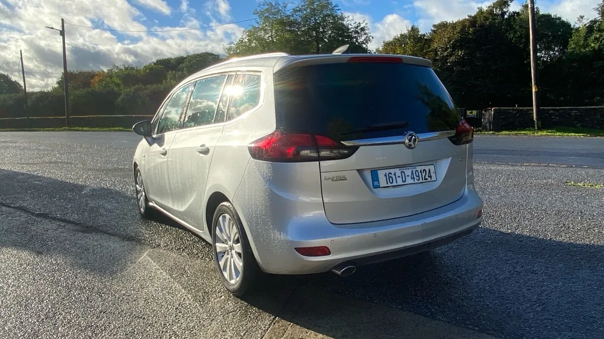 Opel Zafira Tourer 2.0 Automatic - Image 4