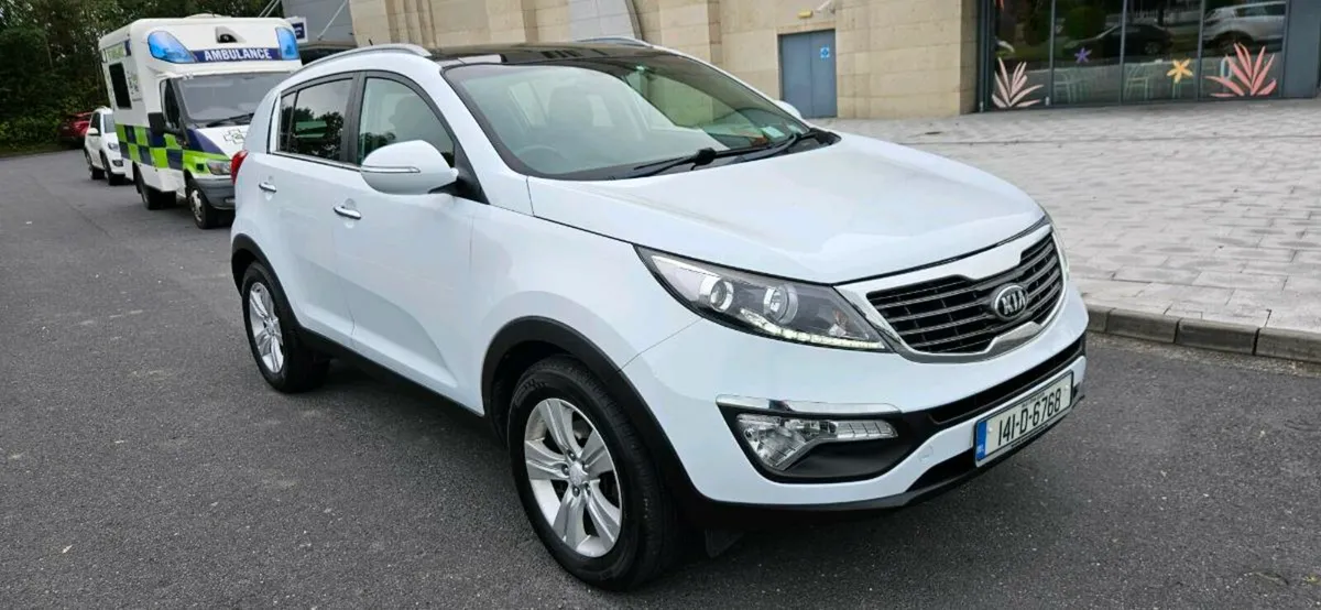 KIA SPORTAGE HI SPEC CAR - Image 1