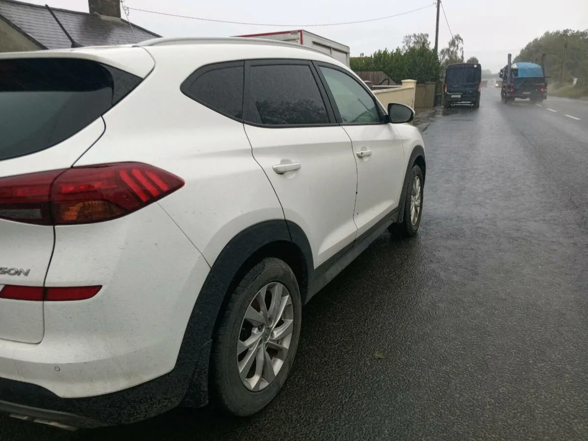 2020 hyundai  Tuscon 173 km - Image 2