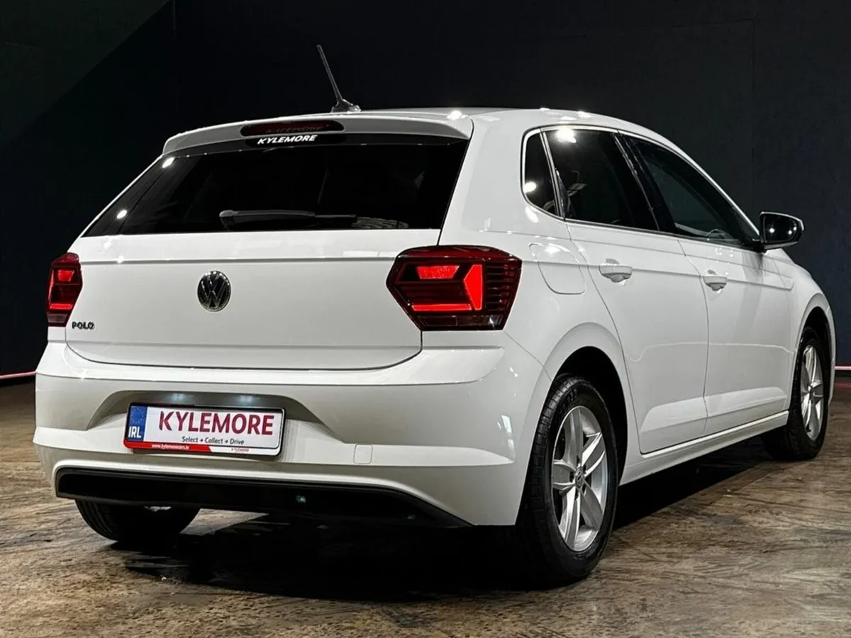 Volkswagen Polo 1.0 AUTOMATIC - CRUISE CONTROL - R - Image 3