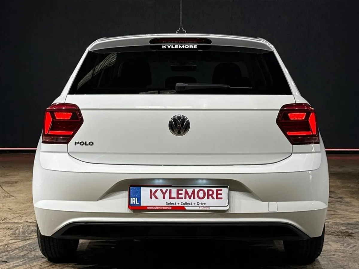 Volkswagen Polo 1.0 AUTOMATIC - CRUISE CONTROL - R - Image 4