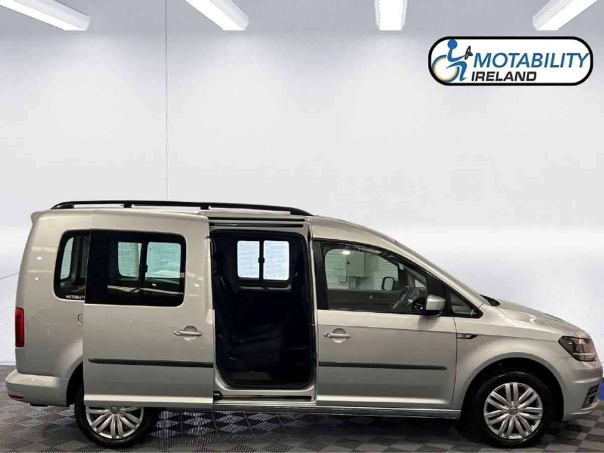 Volkswagen Caddy Caddy Maxi Wheelchair Accessible - Image 4
