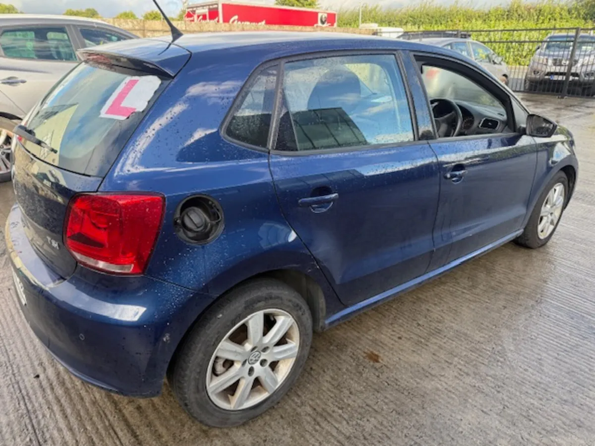 2012 VW POLO AUTO - Image 4