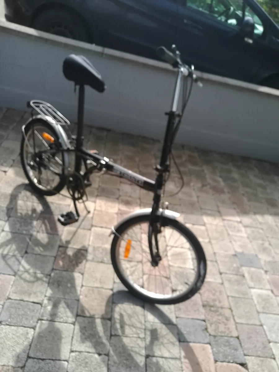 Small pedal bike - Image 1