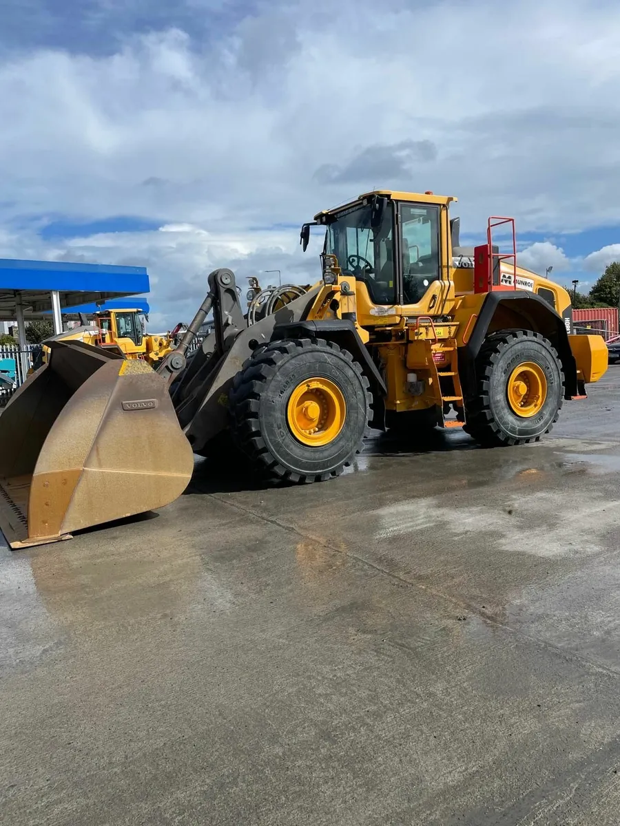 VOLVO 180H LOADING SHOVEL - Image 1